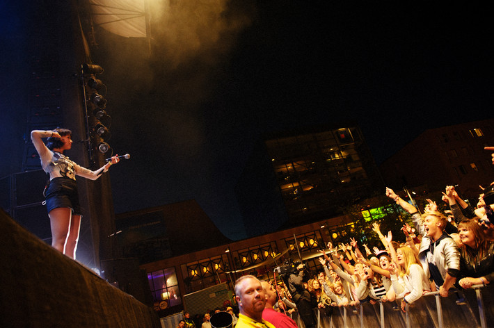2014-07-31 - Icona Pop från Storsjöyran, Östersund