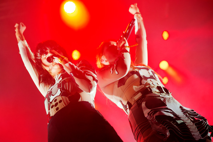 2014-07-31 - Icona Pop från Storsjöyran, Östersund