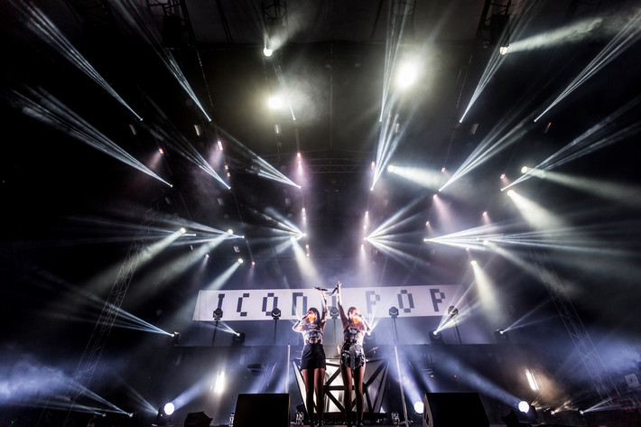 2014-07-31 - Icona Pop från Storsjöyran, Östersund