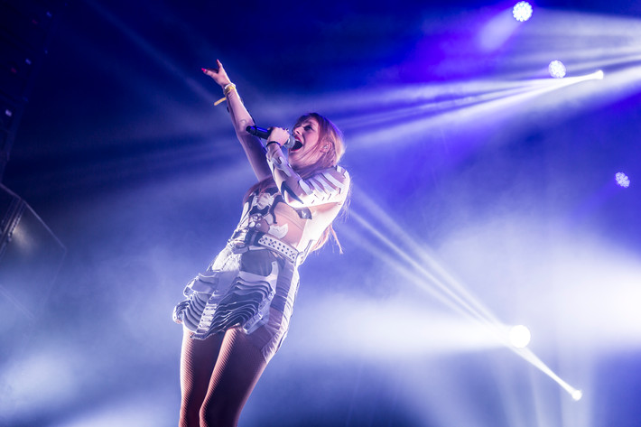 2014-07-31 - Icona Pop från Storsjöyran, Östersund