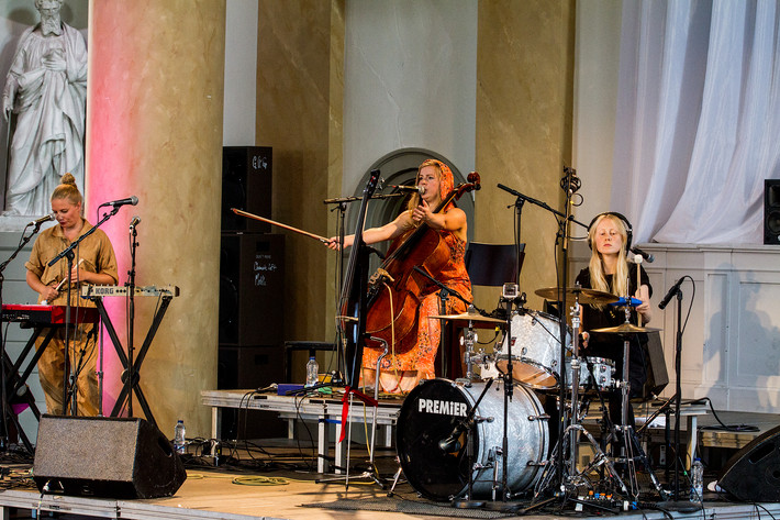 2014-08-03 - Linnea Olsson från Stockholm Music & Arts, Stockholm
