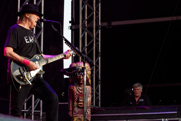 2014-08-03 - Neil Young & Crazy Horse från Stockholm Music & Arts, Stockholm