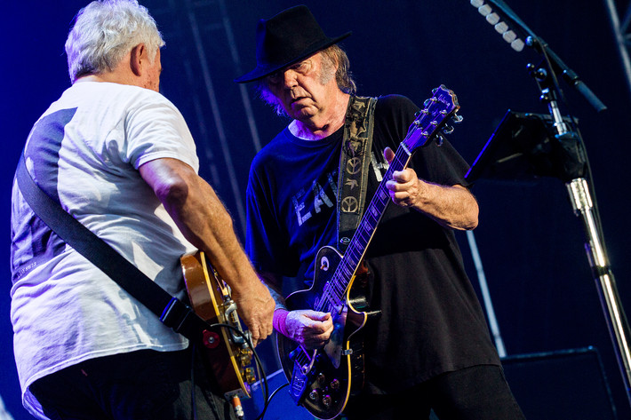 2014-08-03 - Neil Young & Crazy Horse från Stockholm Music & Arts, Stockholm