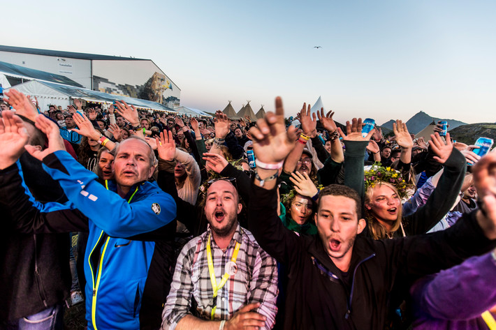2014-07-12 - Mugison från Trænafestivalen, Træna