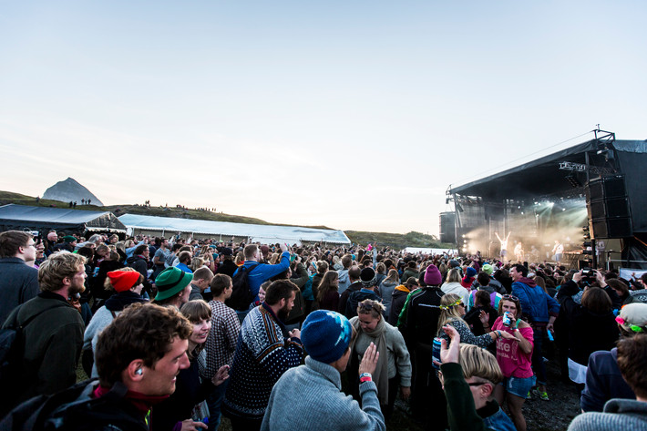 2014-07-11 - Den Svenska Björnstammen från Trænafestivalen, Træna