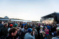 2014-07-11 - Den Svenska Björnstammen från Trænafestivalen, Træna