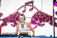 2014-08-07 - Sandra Mosh från Way Out West, Göteborg