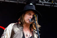 2014-08-07 - Markus Krunegård från Way Out West, Göteborg