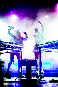 2014-08-07 - Rebecca & Fiona från Way Out West, Göteborg