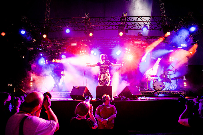 2014-08-07 - Neneh Cherry & RocketNumberNine från Way Out West, Göteborg