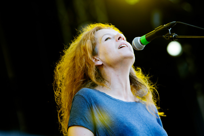 2014-08-08 - Neko Case från Way Out West, Göteborg