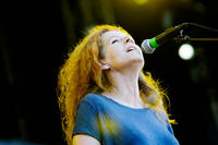 2014-08-08 - Neko Case från Way Out West, Göteborg