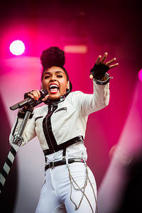2014-08-08 - Janelle Monae från Way Out West, Göteborg