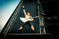 2014-08-08 - Airbourne från Getaway Rock, Gävle
