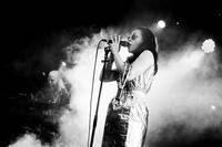 2014-08-08 - Little Dragon från Way Out West, Göteborg