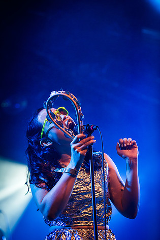 2014-08-08 - Little Dragon från Way Out West, Göteborg