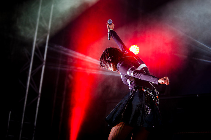 2014-08-08 - Icona Pop från Way Out West, Göteborg