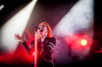2014-08-08 - Icona Pop från Way Out West, Göteborg