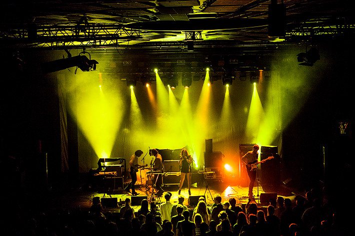 2014-08-08 - Yumi Zouma från Way Out West, Göteborg