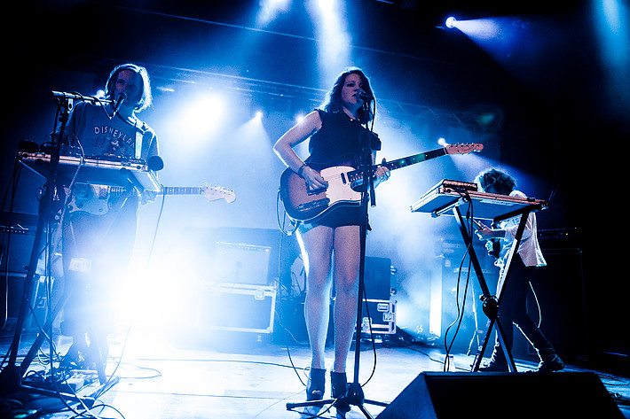 2014-08-08 - Yumi Zouma från Way Out West, Göteborg