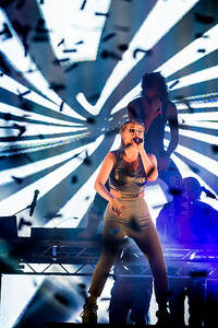2014-08-09 - Röyksopp & Robyn från Way Out West, Göteborg