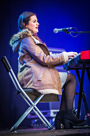 2014-08-30 - ELLA THE BIRD (SIOBHAN WILSON) från Uddevalla Solid Sound, Uddevalla