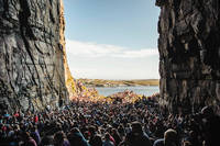 2014-07-12 - Stein Torleif Bjella  från Trænafestivalen, Træna