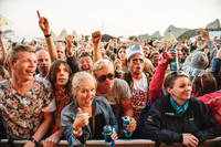 2014-07-12 - Områdesbilder från Trænafestivalen, Træna