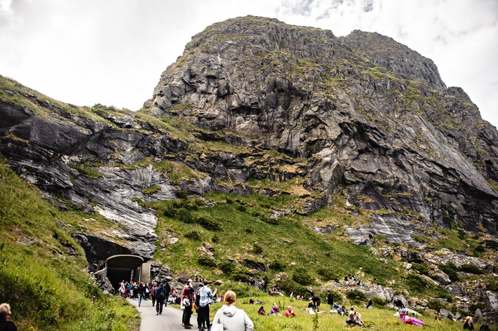 2014-07-12 - Områdesbilder från Trænafestivalen, Træna