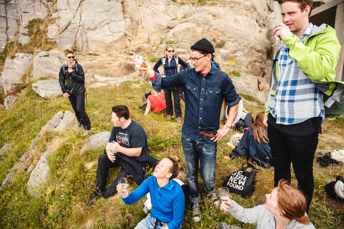 2014-07-12 - Områdesbilder från Trænafestivalen, Træna