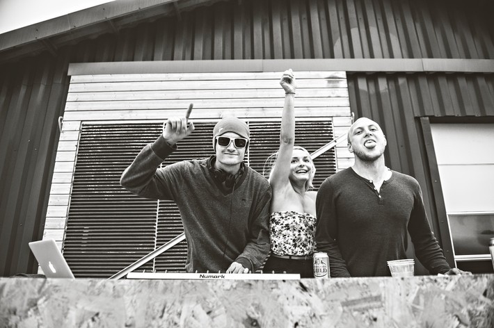 2014-07-12 - Områdesbilder från Trænafestivalen, Træna