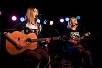 2014-10-25 - Ida & Elina från Rookiefestivalen, Hultsfred