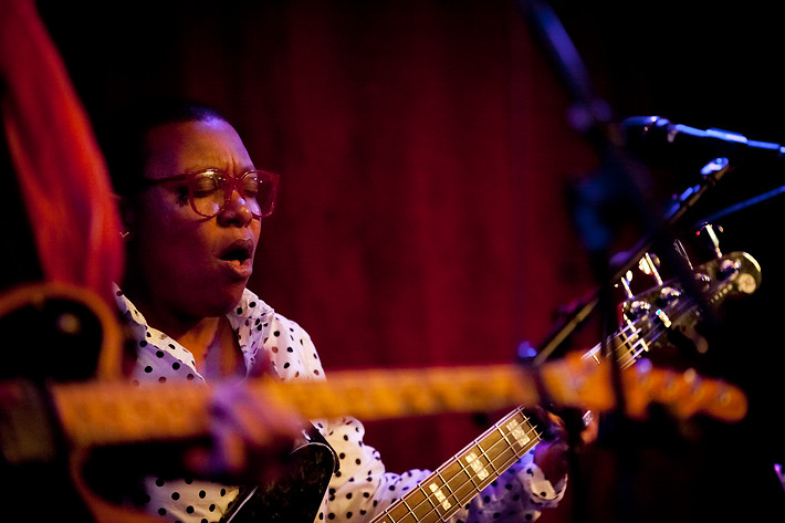 2014-11-01 - Meshell Ndegeocello från Fasching, Stockholm