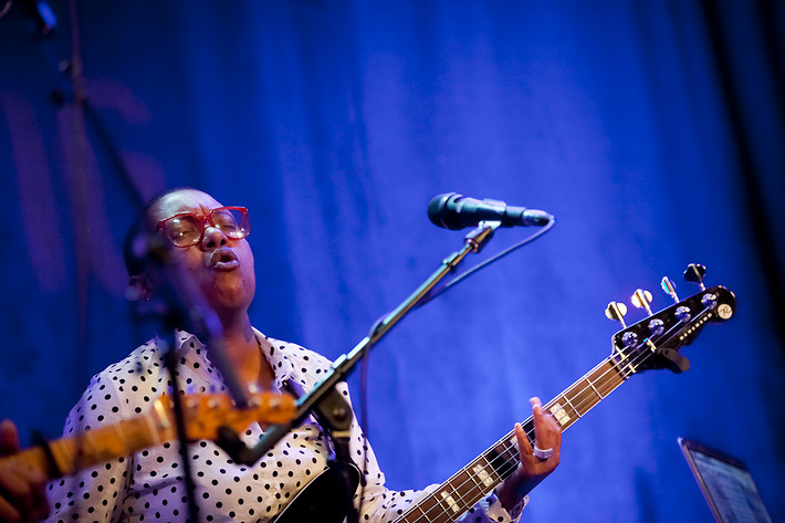 2014-11-01 - Meshell Ndegeocello från Fasching, Stockholm