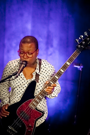 2014-11-01 - Meshell Ndegeocello från Fasching, Stockholm