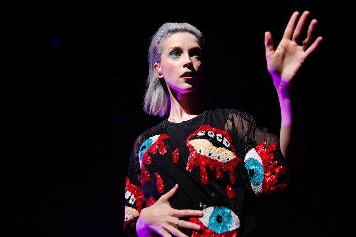 2014-11-04 - St. Vincent från Debaser Medis, Stockholm