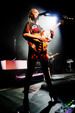 2014-11-04 - St. Vincent från Debaser Medis, Stockholm
