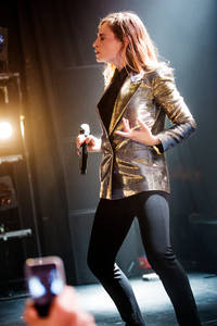 2014-11-06 - Christine and the Queens från Södra Teatern, Stockholm