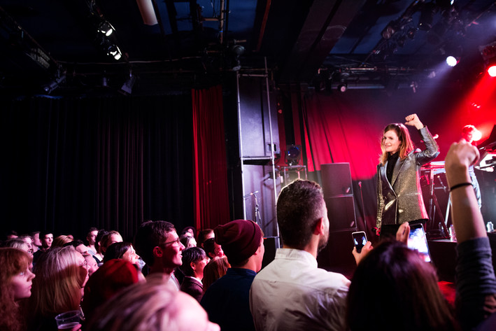 2014-11-06 - Christine and the Queens från Södra Teatern, Stockholm
