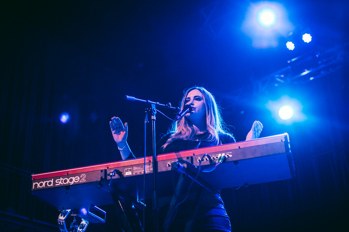 2014-11-09 - Hozier från Harpa Norðurljós, Reykjavik