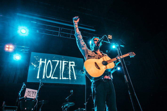 2014-11-09 - Hozier från Harpa Norðurljós, Reykjavik