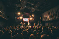 2014-11-09 - Hozier från Harpa Norðurljós, Reykjavik