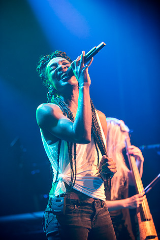 2014-11-13 - Clean Bandit från Debaser Medis, Stockholm