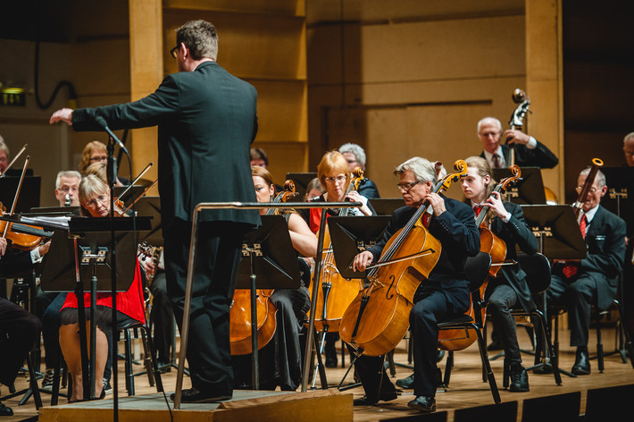 2014-11-29 - Växjö Stads Symfoniorkester & Kronobergarnas Musikkår från Växjö konserthus, Växjö