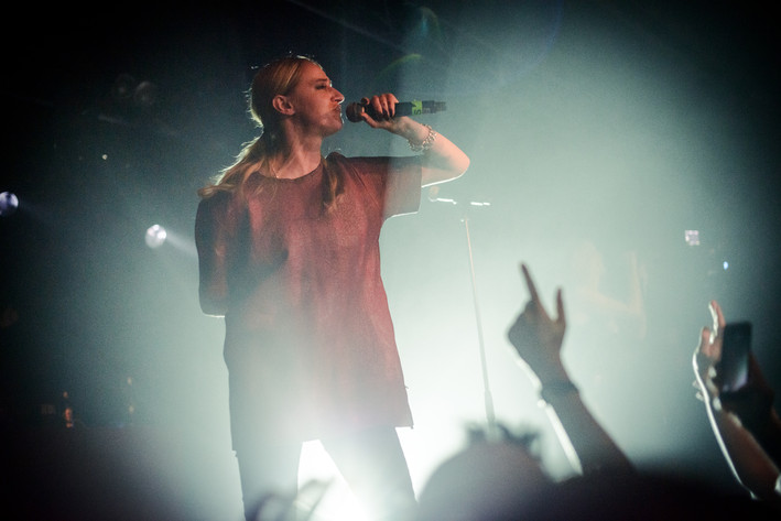 2014-12-05 - Silvana Imam från Debaser Strand, Stockholm