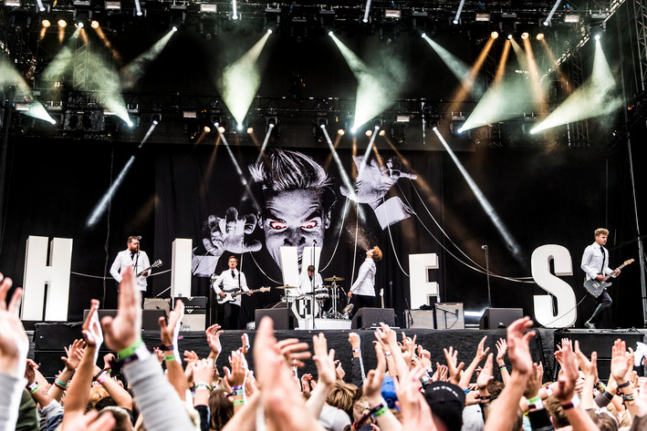 2014-06-27 - The Hives från Bråvalla, Norrköping