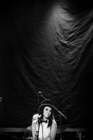 2015-02-05 - Sophie Zelmani från Guitars, Umeå