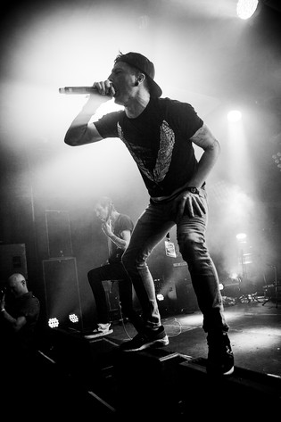 2015-02-28 - Walking With Strangers från House of Metal, Umeå