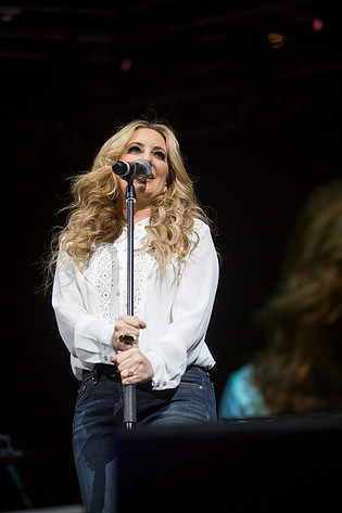 2015-02-28 - Lee Ann Womack från Globen, Stockholm