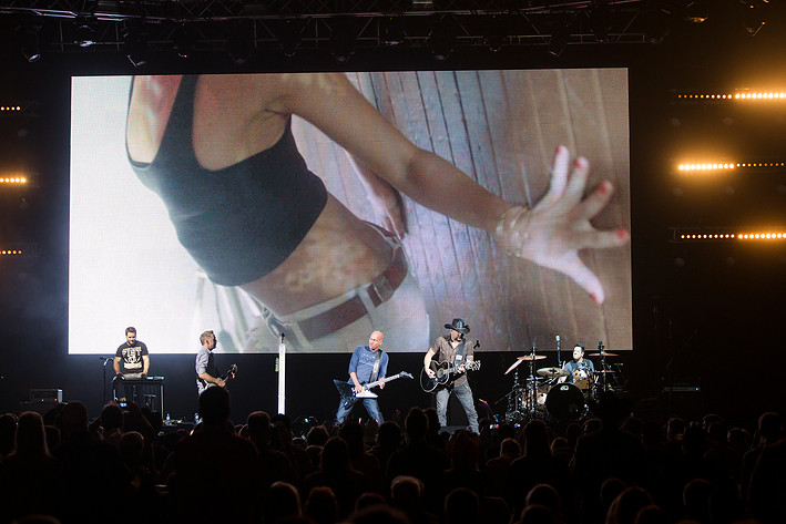 2015-03-01 - Jason Aldean från Globen, Stockholm
